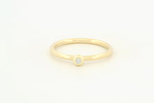 Afbeelding in Gallery-weergave laden, Ring met bolle zetting en diamant, geelgoud