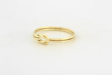 Afbeelding in Gallery-weergave laden, Ring met platte knoop, geelgoud