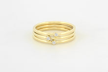 Afbeelding in Gallery-weergave laden, Ring met drie banden en diamanten, geelgoud