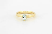 Afbeelding in Gallery-weergave laden, Ring met aquamarijn in zespootzetting, geelgoud
