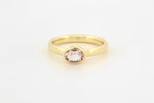 Afbeelding in Gallery-weergave laden, Ring met morganiet, geelgoud