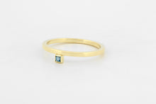 Afbeelding in Gallery-weergave laden, Ring met topaas ernaast, geelgoud