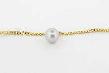 Afbeelding in Gallery-weergave laden, Armband van geslepen schakeltjes met grijze parel, geelgoud