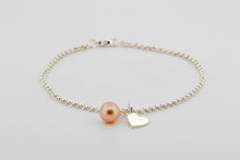 Afbeelding in Gallery-weergave laden, Armband van ronde schakels met hartje en roze parel, zilver