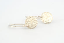 Afbeelding in Gallery-weergave laden, Oorhangers Maan, zilver