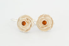 Afbeelding in Gallery-weergave laden, Oorhangers Roosjes XL, zilver