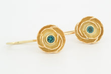 Afbeelding in Gallery-weergave laden, Oorhangers Roosjes XL, geelgoud