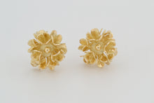 Afbeelding in Gallery-weergave laden, Oorstekers Mini Dot, geelgoud