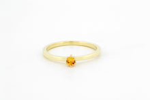 Afbeelding in Gallery-weergave laden, Ring met zespoot zetting en gele korund, geelgoud