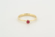 Afbeelding in Gallery-weergave laden, Ring toelopend met zespoot en robijn, geelgoud