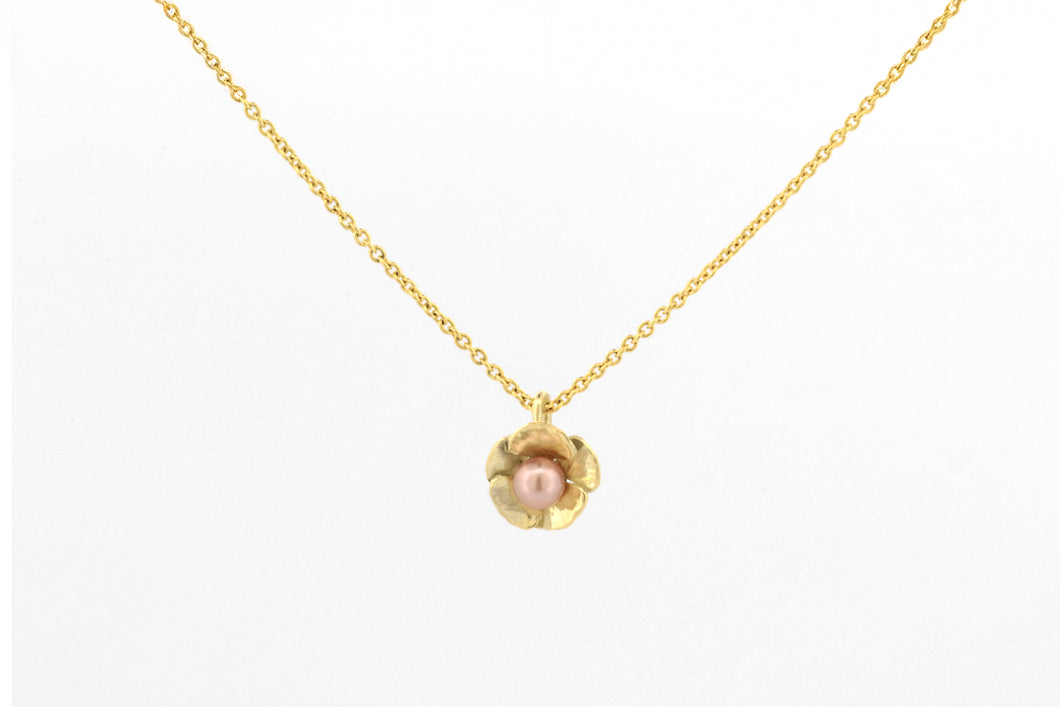 Collier Pioen met roze parel, geelgoud