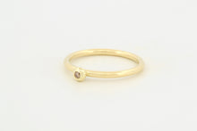 Afbeelding in Gallery-weergave laden, Ring met bolle zetting en lichtbruine diamant, geelgoud
