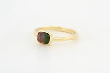 Afbeelding in Gallery-weergave laden, Ring met cabochon geslepen meerkleurige toermalijn, geelgoud
