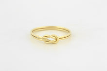 Afbeelding in Gallery-weergave laden, Ring met platte knoop, geelgoud
