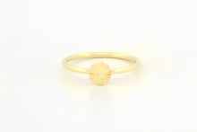 Afbeelding in Gallery-weergave laden, Ring met Zon, geelgoud
