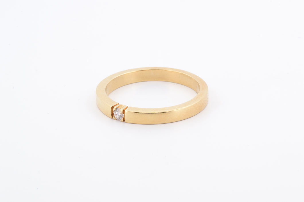 Ring met diamant, geelgoud